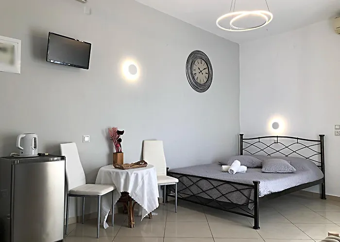 Lefteris Traditional Rooms